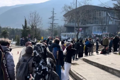 Uludağ'da teleferik arızası: Metrelerce kuyruk oluştu