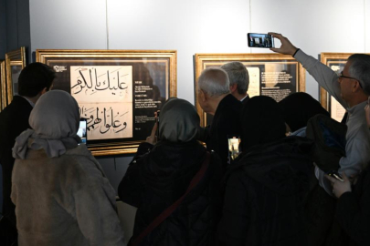 Mutasavvıf İsmail Hakkı Bursevi'nin kaleminden çıkan eserler sanatseverlerle buluştu