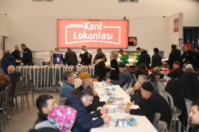 Osmangazi Belediyesi’nin iftar sofralarında Ramazan bereketi