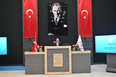 Karacabey'de yeni salonda ilk toplantı