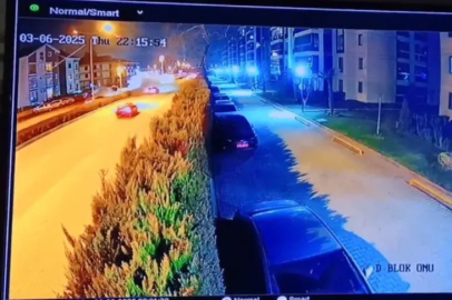 Bursa'da zincirleme kaza kamerada: 2 yaralı