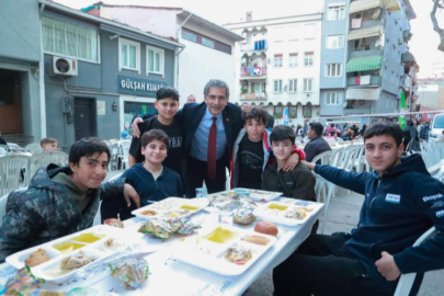 İftarda pideler Gemlik Belediyesi'nden