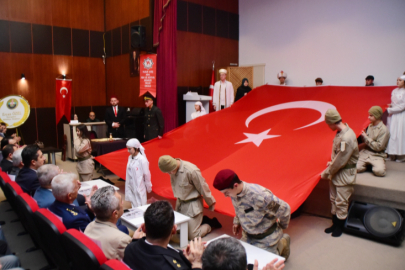 Yenişehirliler İstiklal Marşı’nı yaşadı