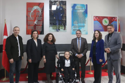 Lise öğrencisinin akülü araç sevinci