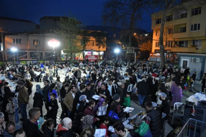 Yeşilova Mahallesi’nde 1000 kişilik iftar sofrası