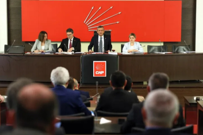 CHP Parti Meclisi, Özgür Özel başkanlığında toplandı