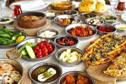 Ramazan Bayramı’nda beslenmeye dikkat