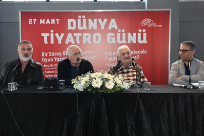 Nilüfer'de Dünya Tiyatro Günü’nde “tiyatro” konuşuldu