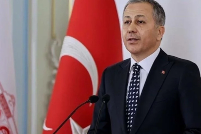 Bakan Yerlikaya: "Kırmızı bültenle aranan 5 şahıs yakalandı"