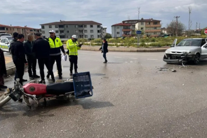 İznik'te otomobil ile motosiklet çarpıştı:1 yaralı