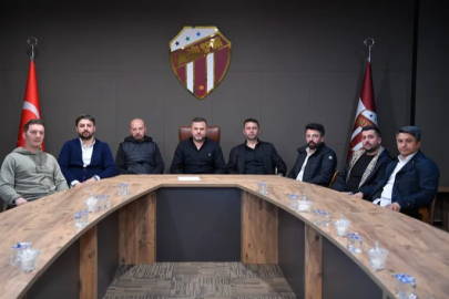 İnegölspor Başkanı Maksutlar, olağanüstü kongre kararı aldı