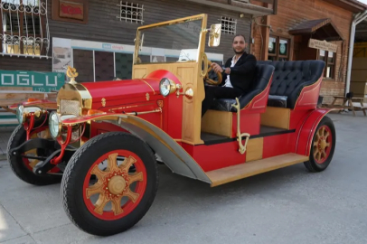 Nostalji aşığı genç 1925 model otomobilin elektriklisini yaptı