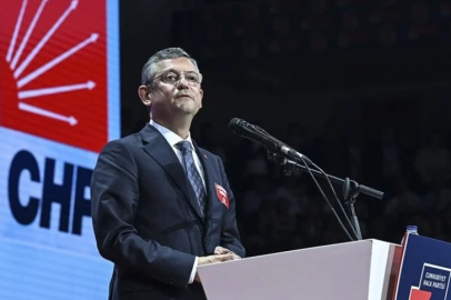 Özgür Özel, yeniden CHP Genel Başkanı seçildi