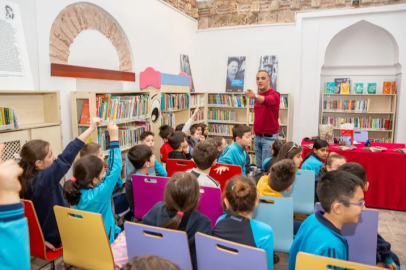 Bursa'da minik okurlara kitap bilinci aşılandı