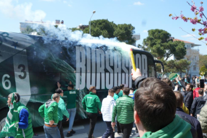 Balıkesir yeşil-beyaza döndü; Bursaspor davul zurna ile karşılandı