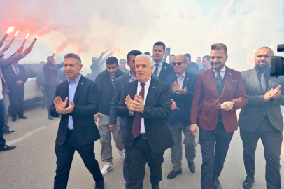 Bozbey, "Vatan Kent Lokantasını" hizmete açtı