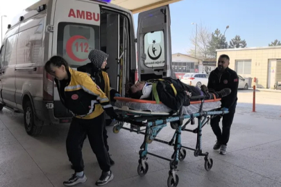 Bursa'da cam takarken dengesini kaybeden işçi 5 metre yükseklikten düştü