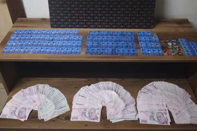 Bursa'da kuyumculara sahte altın satan 2 şüpheli yakalandı