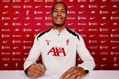 Liverpool, Virgil van Dijk'ın sözleşmesini uzattı