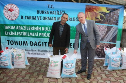 Bursa'da çiftçilere hibe destekli tohum dağıtıldı