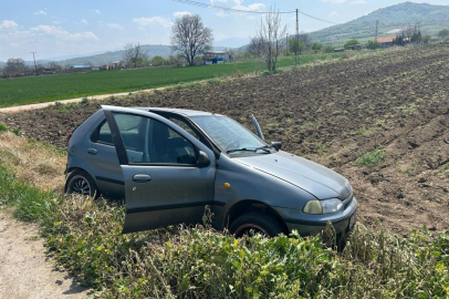 Bursa'da otomobil tarlaya uçtu: 1 yaralı