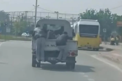 Bursa'da 2 gencin tehlikeli yolculuğu kamerada