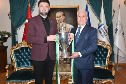 Çelik’ten Bozbey’e ziyaret: Bizi bir gün olsun yalnız bırakmadılar