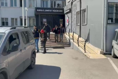 Bursa'da 4'üncüyü çalarken suçüstü yakalandılar