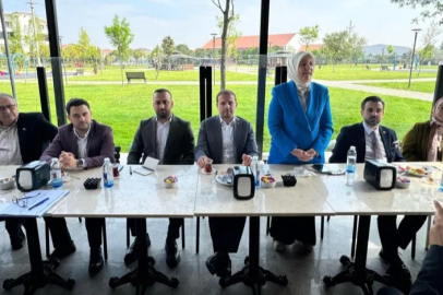 Nilüfer’de muhtarlar ile AK Parti Nilüfer teşkilatı bir araya geldi