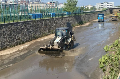 Büyükşehir’den Mandıras Deresi’nde yaz temizliği