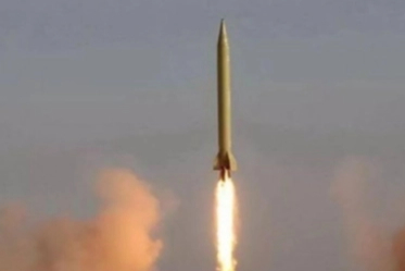 Pakistan'dan balistik füze denemesiyle gözdağı