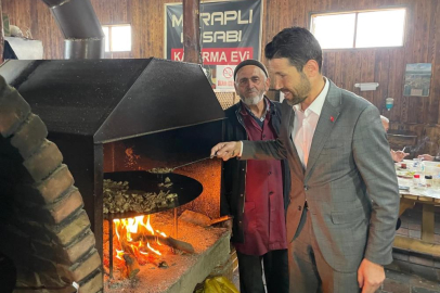 Bursa'da dualı güveçlerden yemek için akın akın geliyorlar