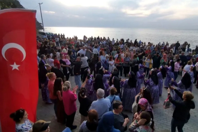 Bursa'da Hıdırellez ateşi sahilde yandı
