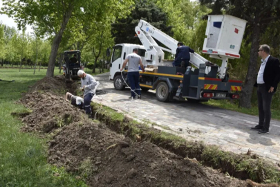 Karacabey Atatürk Kültür Parkı’nda aydınlatma dönüşümü başladı