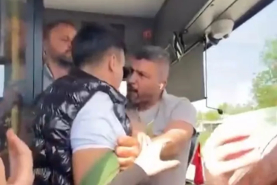 Bursa'da gergin anlar: Lise öğrencisi otobüs şoförünün üzerine yürüdü