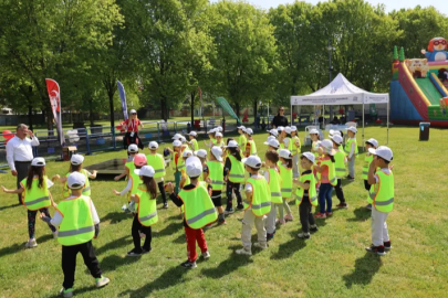 Bursa Uluslararası Spor Festivali’nde çocuklar doyasıya eğlendi