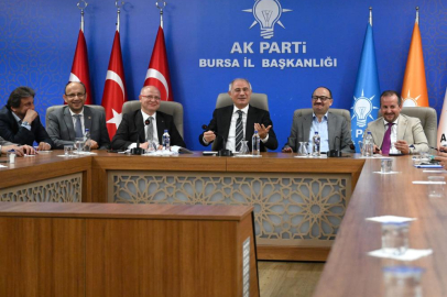 Ak Parti Genel Başkan Vekili Efkan Ala'dan Ak Parti Bursa'ya ziyaret
