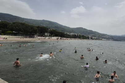 Bursa'da deniz sezonu erken açıldı