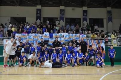 Yeşim Spor U10 Takımı Bursa şampiyonu oldu