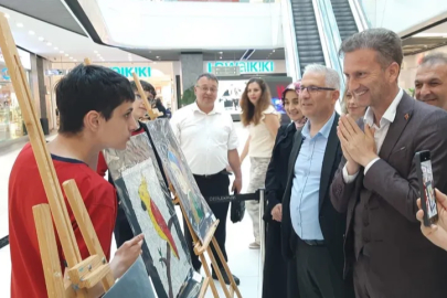Bursalı öğrencilerin sanat sergisi göz kamaştırdı