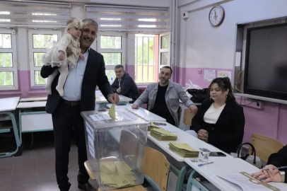İnegöl sandık başında: Muhtarlık seçimleri için oylama başladı
