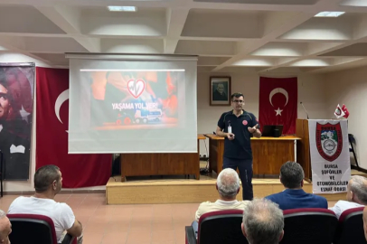 Bursa’da ticari araç sürücülerine 'Yaşama yol ver' eğitimi
