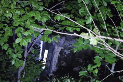 Bursa'da otomobil uçuruma yuvarlandı: 3 yaralı