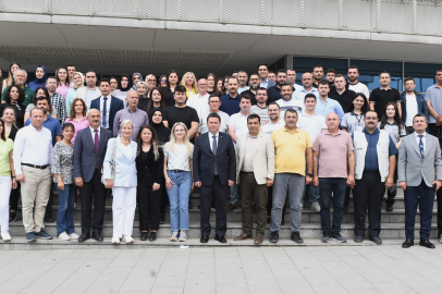 Başkan Aydın mesai arkadaşlarıyla bayramlaştı