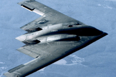 ABD, İran'ı B-2 hayalet bombardıman uçağıyla vurdu