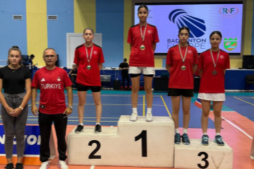 Osmangazili badmintonculardan gururlandıran başarı