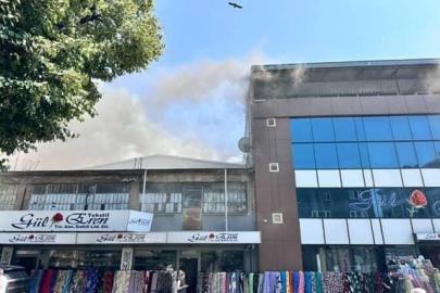Bursa'da tekstil atölyesinin çatı katında yangın
