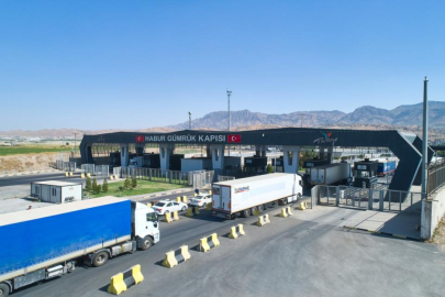 Dev kaçakçılık operasyonu: 122 milyon TL'lik kaçak telefon ele geçirildi