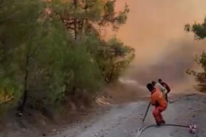 Bursa'da  alev kapanından son saniyeye kadar çıkmadılar