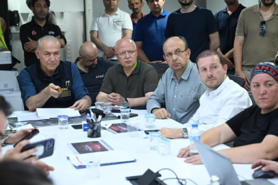 AK Parti'den yangın bölgelerine çıkarma